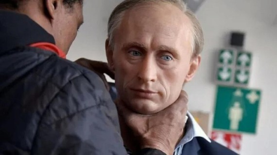 Sacan a Putin del Museo de Cera de París. Foto: Instagram Sacan a Putin del Museo de Cera de París. Foto: Instagram