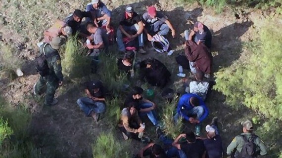 Detienen a cubano por tráfico de personas en frontera de EEUU El cubano manejaba un carro marca Chevrolet Suburban 2021 y se mostró nervioso, por lo que fue trasladado al área de inspección secundaria