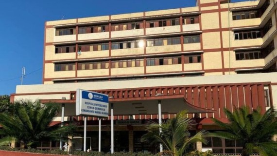 Ancianos protestan en hospital 'Fajardo' de La Habana Había unas 100 personas haciendo fila en la consulta de oftalmología y, cuatro horas después, no había avanzado