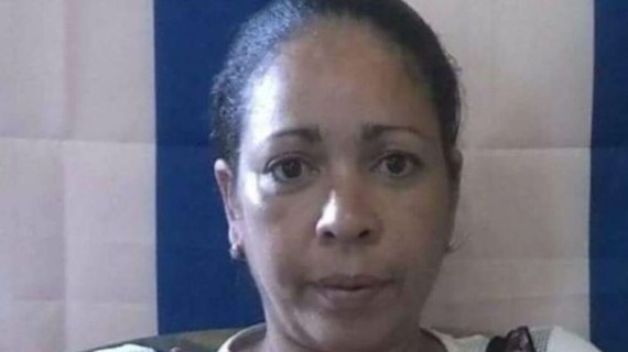 Aymara Nieto: 47 días en celda de castigo e incomunicada con sus niñas Las autoridades no le informaron por cuánto tiempo estaría en la celda de castigo y con las llamadas telefónicas suspendidas, lo que le impide comunicarse con sus hijas