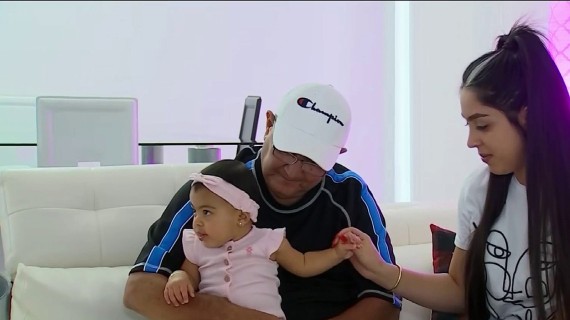 Julio Martínez con su familia | Captura de pantalla Julio Martínez con su familia | Captura de pantalla