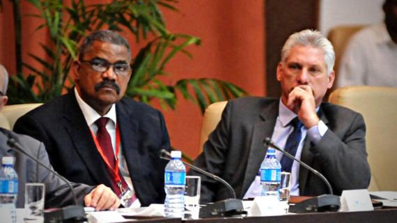 Díaz-Canel junto al presidente del Tribunal Supremo Popular, Rubén Remigio. Foto: Granma Díaz-Canel junto al presidente del Tribunal Supremo Popular, Rubén Remigio. Foto: Granma