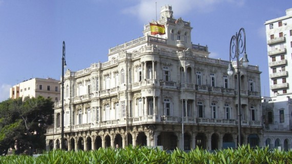 Consulado amplía plazo de ayudas para españoles residentes en Cuba España ofrece ayudas extraordinarias a los nacionales residentes en el exterior que se encuentren en situación de necesidad a través de distintos programas
