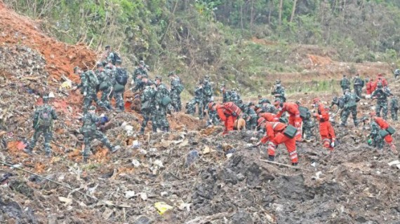Datos del avión estrellado de China Eastern con 132 muertos sugieren que el accidente fue provocado Datos del avión estrellado de China Eastern con 132 muertos sugieren que el accidente fue provocado