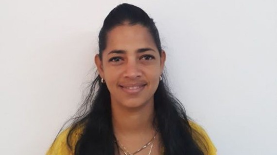 Ideológica de la UJC que comunicó despido a director de Alma Mater en lista de represores Según el expediente de Molina Nápoles en la FDHC, la joven cubana es natural de la provincia Camagüey y fue calificada como 'represora de cuello blanco'