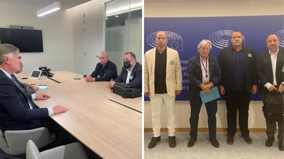 Eurodiputados reciben a familiares de presos Eurodiputados reciben a familiares de presos