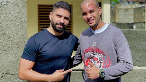 Cuervo y sobreviente