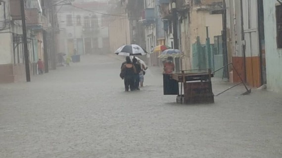 Inundaciones en La Habana. Foto: Cubadebate Inundaciones en La Habana. Foto: Cubadebate