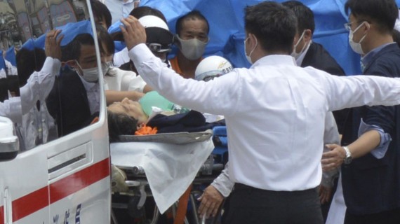 Nuevas imágenes del asesinato del ex primer ministro japonés Shinzo Abe Nuevas imágenes del asesinato del ex primer ministro japonés Shinzo Abe