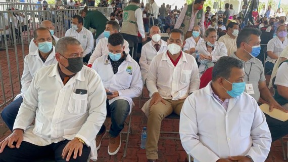 Llegan a México primeros médicos cubanos. Captura de pantalla