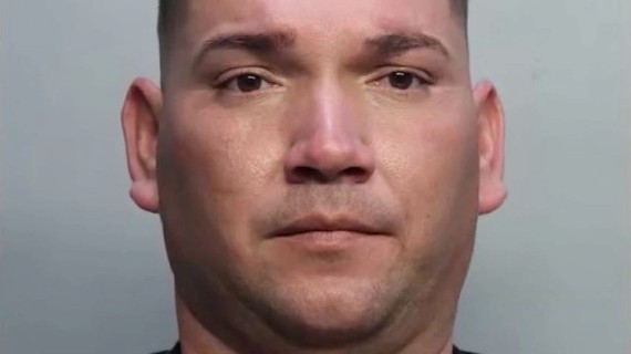 Cubano de Hialeah acusado de golpear, secuestrar y violar a punta de pistola a su exnovia Cubano de Hialeah acusado de golpear, secuestrar y violar a punta de pistola a su exnovia