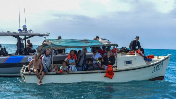 64 balseros y un perro son regresados a Cuba 64 balseros y un perro son regresados a Cuba