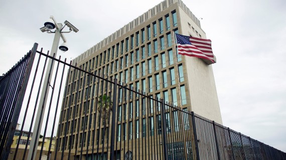 Embajada de EEUU suspende servicios consulares hasta el jueves Embajada de EEUU suspende servicios consulares hasta el jueves