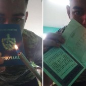 Estudiante de Medicina quema pasaporte caducado en apoyo al régimen