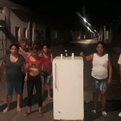 Familia cubana protesta en Guanabacoa