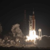 Misión Artemis I de la NASA logra despegar megacohete SLS a la Luna