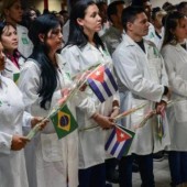 Brasil confirma que reanudará "de inmediato" programa Mais Médicos