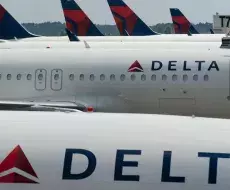 Aviones de Delta en aeropuerto. Foto: Tomada de Bloomberg