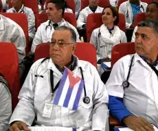 Médicos cubanos asisten a una conferencia en Kenia. Créditos de las fotos: Getty Images