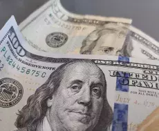 Precio del dólar alcanza los 190 pesos