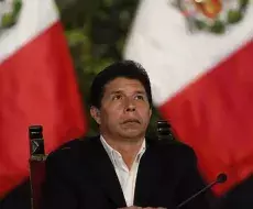 Detienen al destituido presidente Pedro Castillo tras el intento de golpe de Estado en Perú