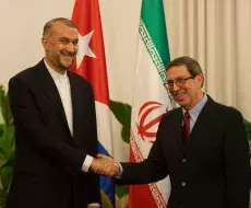WSJ advierte sobre alianza Cuba-Irán: “dictaduras antiamericanas en lista de patrocinadores del terrorismo”