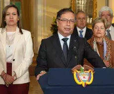 Colombia: Petro cambia a tres ministros en la primera crisis de su gabinete