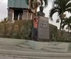Cubano protesta por hambre.