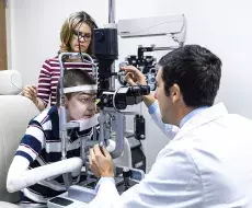 Niño cubano recupera la vista gracias a terapia génica ocular en Miami