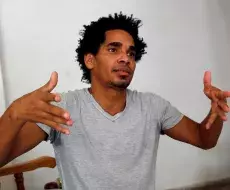 El artista y disidente cubano preso Otero Alcántara termina la huelga de hambre tras 19 días