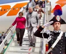 Aerolínea Conviasa traslada a Canel en su gira reciente por Europa