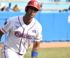 Guillermo Avilés, jugador de Granma, en la pelota cubana