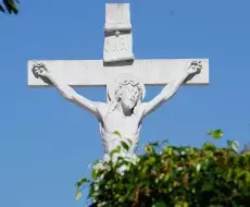 Imagen de estatua en Cementerio de Colón en La Habana