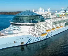 FOTOS: ‘Icon of the Seas’, el crucero más grande del mundo, llega a Miami para su inauguración