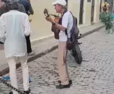 Cantantes ambulantes en La Habana