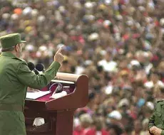 ¿Se vestirá de verde Díaz-Canel creyendo que ese es el color de la esperanza?