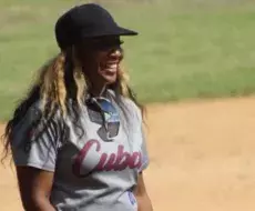 Annie Fonseca, primera mujer manager de un equipo de béisbol de hombres en Cuba