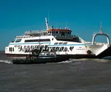 El ferry de la Isla no puede atracar con normalidad en el puerto de Batabanó