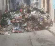 Basurero en calle Maloja, Centro Habana