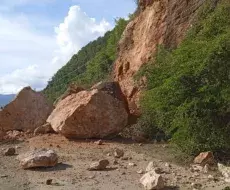 Deslizamiento de tierra en en el sector de Babujal