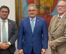 Juan Carlos Orilla recibe a Boronat y Obiglio