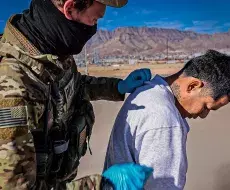 Un segundo vuelo de migrantes llega a la base naval de Guantánamo