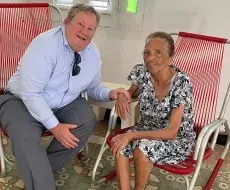 Jefe de la Embajada de EEUU en Cuba visita a opositora Martha Beatriz Roque