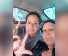 Liset Fonseca y la madre del preso político Aníbal Yasiel Palau Jacinto