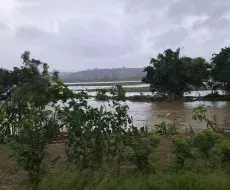 Crecida de dos ríos en Holguín obliga a evacuación de residentes