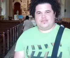 Profesor y académico Roberto Viña Martínez