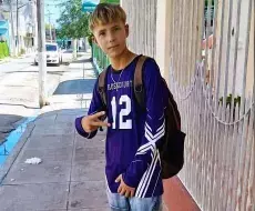 Adolescente de 16 años Jonathan Muir