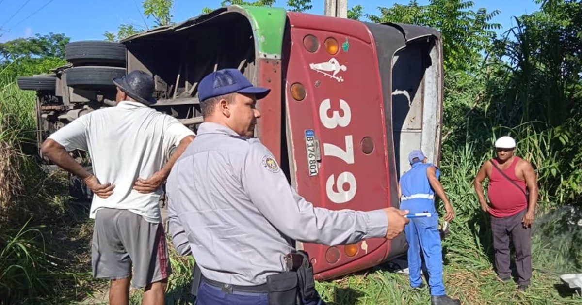 Tragedia En Las Afueras De La Habana: Vuelco De ómnibus Deja Decenas De ...